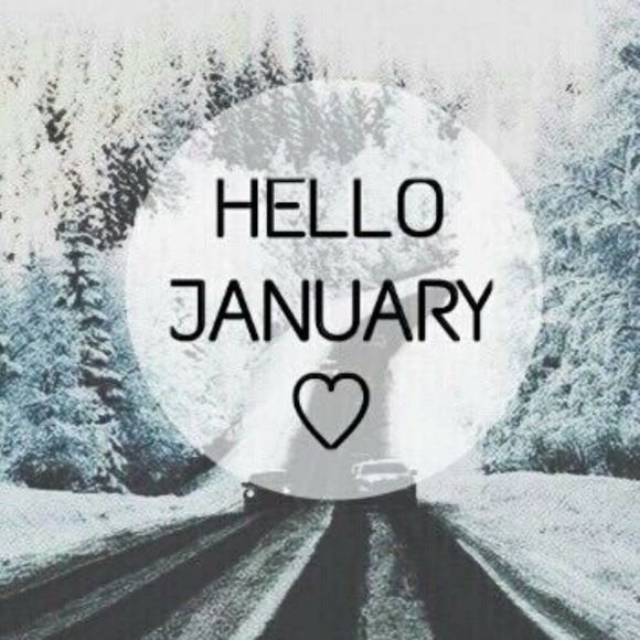 1/28 PLUS SIZE SHARE GROUP: CURVY CUTIES - Picture 2 of 3